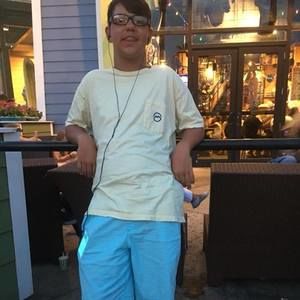 Meet your Posher, Zachary